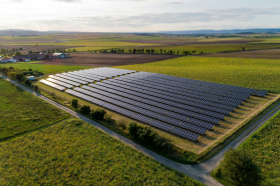 https://unsplash.com/photos/black-solar-panels-on-green-grass-field-during-daytime-IwY-27ceRCA?utm_source=unsplash&utm_medium=referral&utm_content=creditShareLink